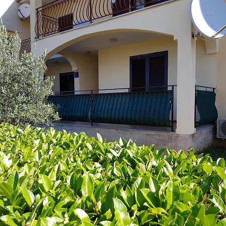 Apartment Monfiorenzo 11 روفينج المظهر الخارجي الصورة