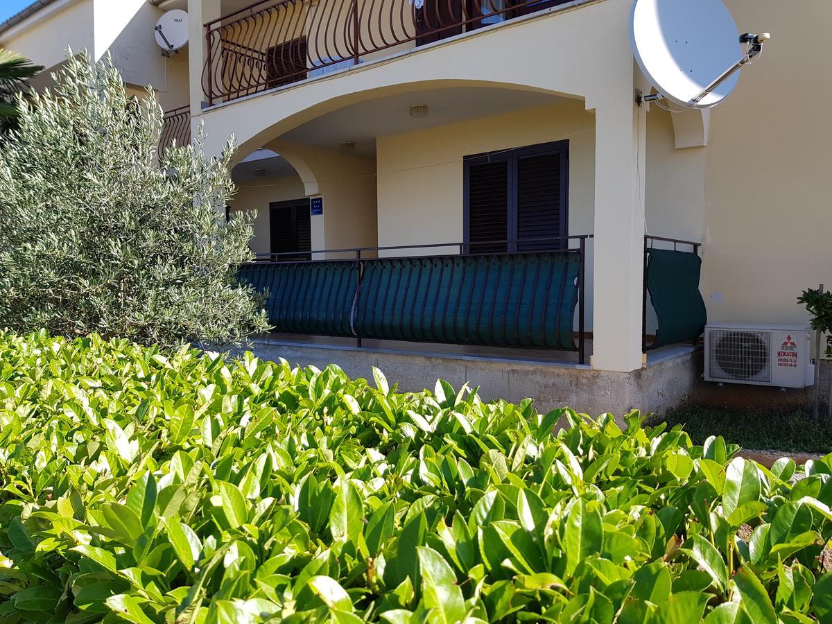 Apartment Monfiorenzo 11 روفينج المظهر الخارجي الصورة