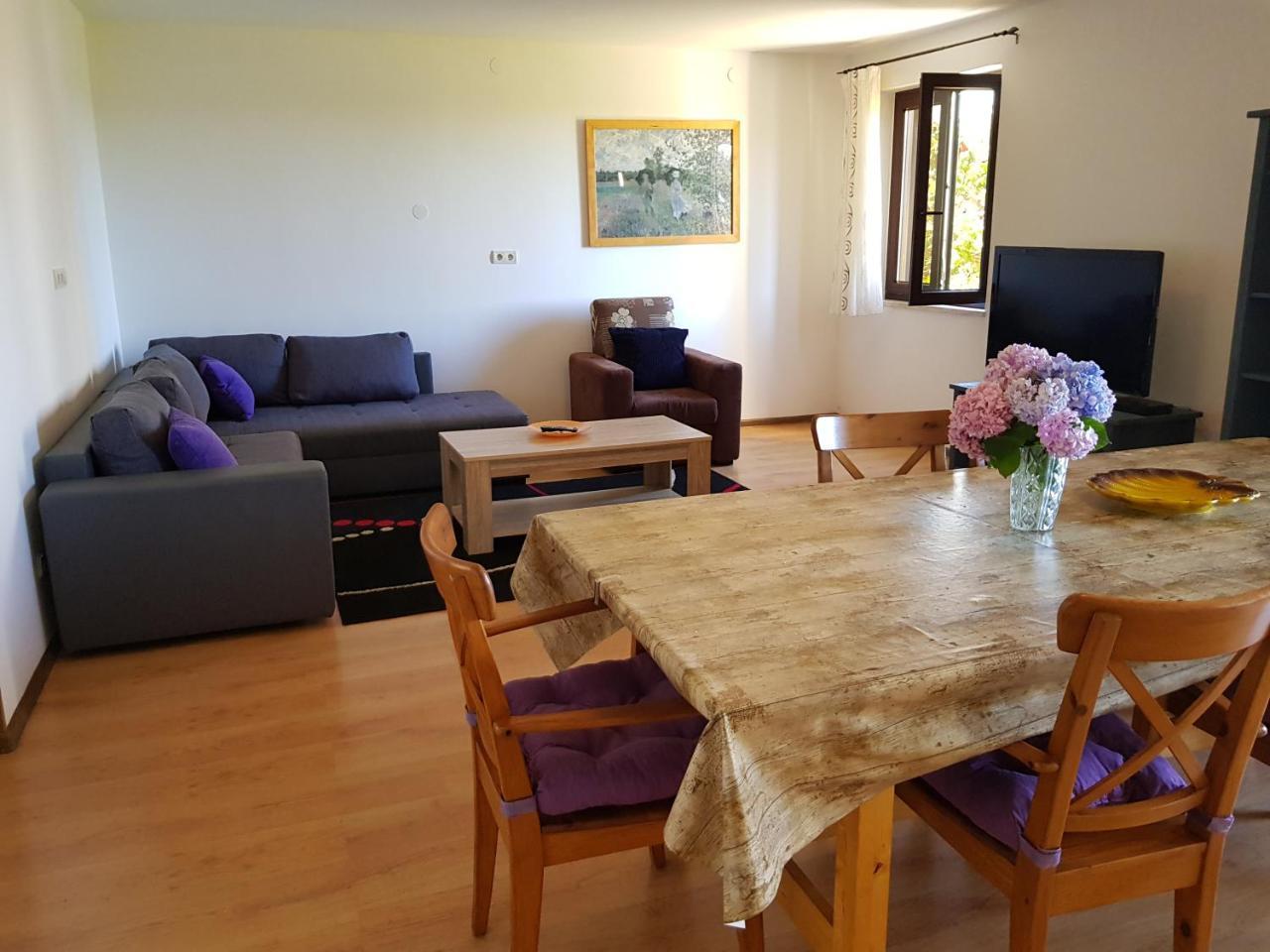 Apartment Monfiorenzo 11 روفينج المظهر الخارجي الصورة